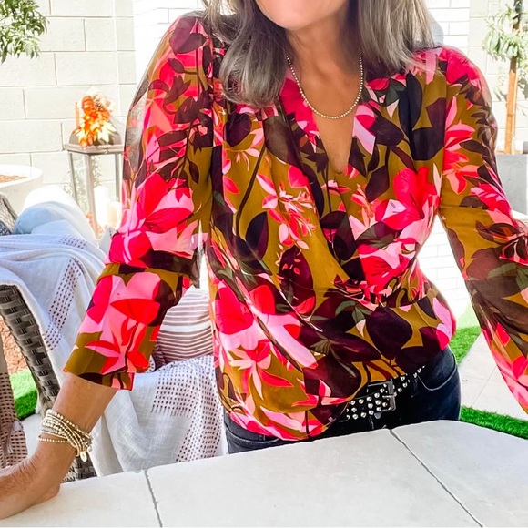 CAbi Tops - CAbi Mia Blouse